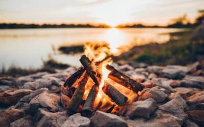 how to start a fire in the bush